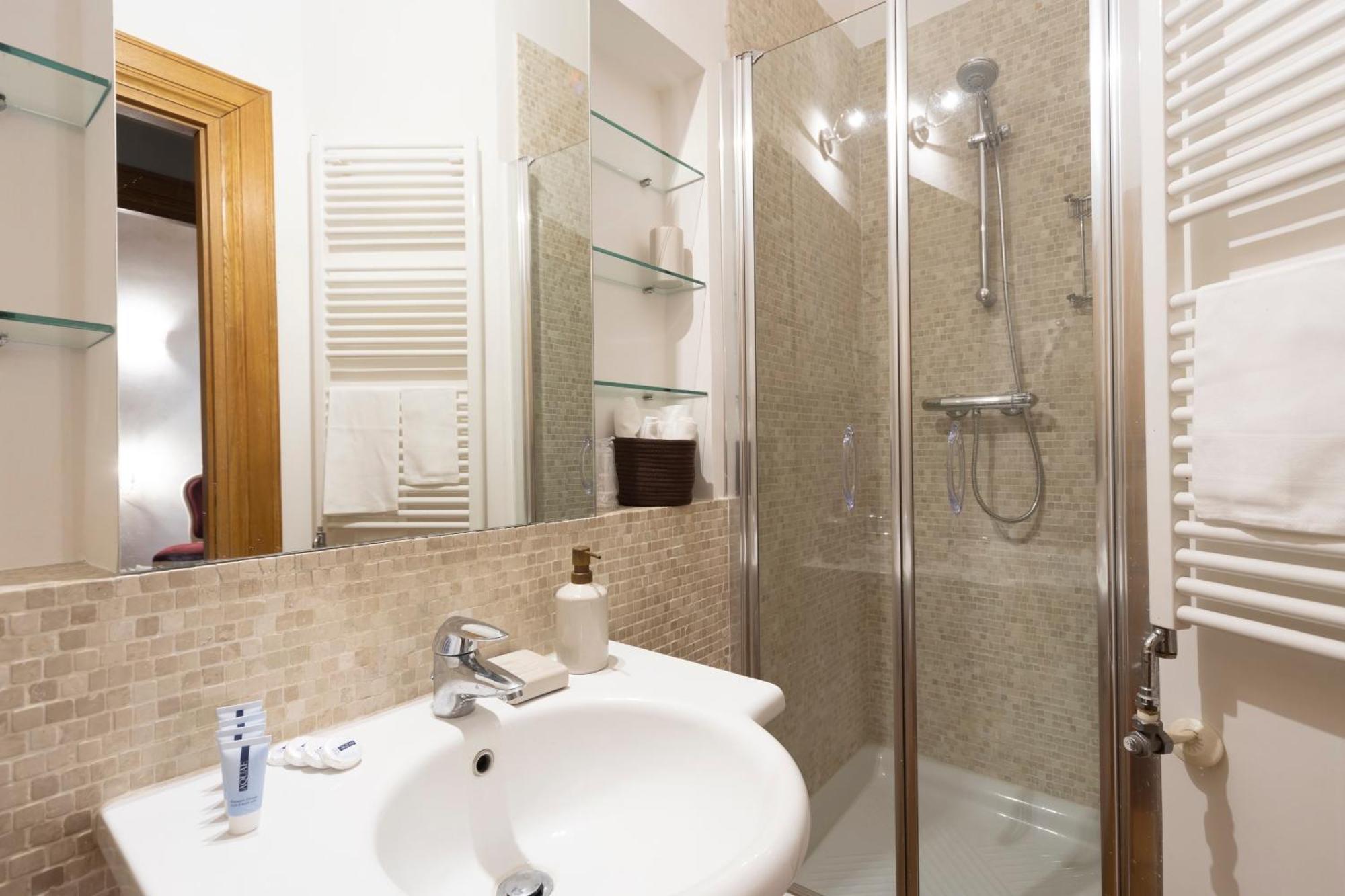 Pantheon Suites In Рим Экстерьер фото